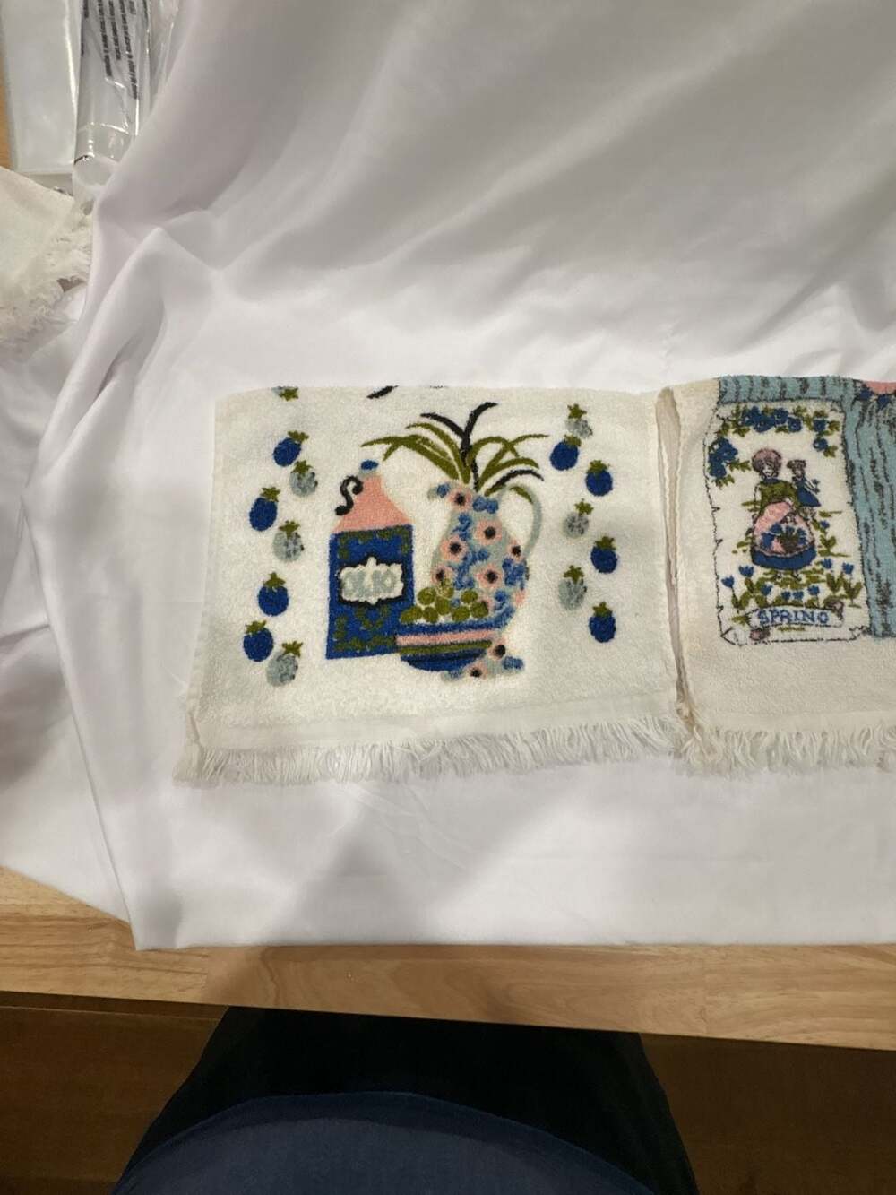 Vintage Seasonal Four Seasons & Kitchen Motif Fringed Guest Hand Towel Set